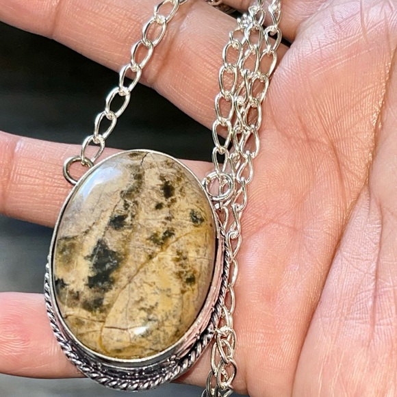 Brown Dendritic Jasper Pendant Necklace - Picture 3 of 12